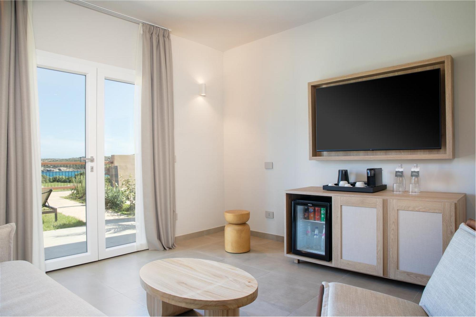 סנטה טרזה גאיורה Mangia'S Sardinia Resort - New Opening מראה חיצוני תמונה