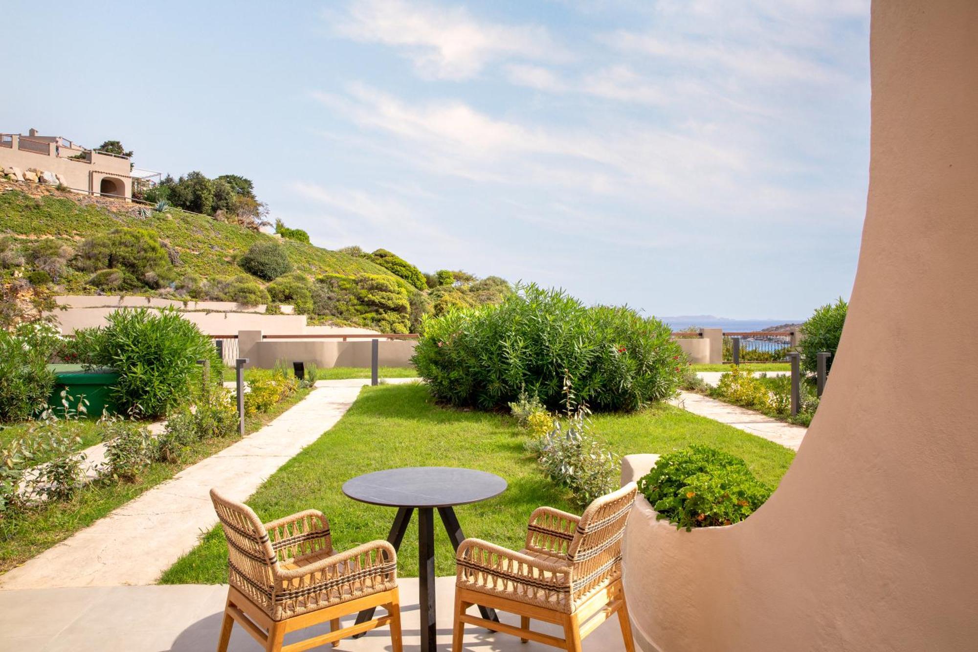 סנטה טרזה גאיורה Mangia'S Sardinia Resort - New Opening מראה חיצוני תמונה