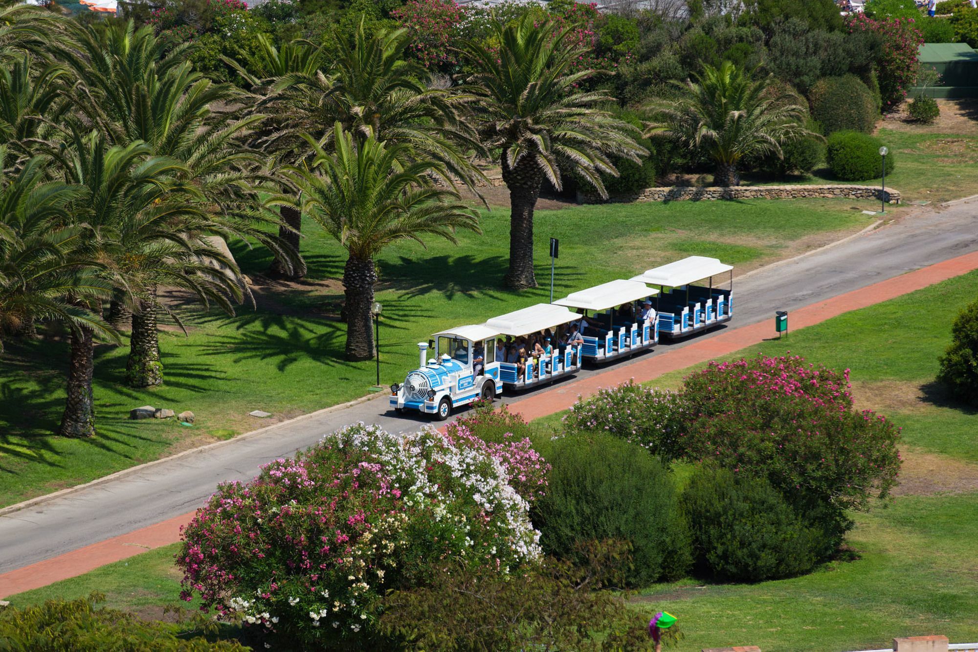 סנטה טרזה גאיורה Mangia'S Sardinia Resort - New Opening מראה חיצוני תמונה